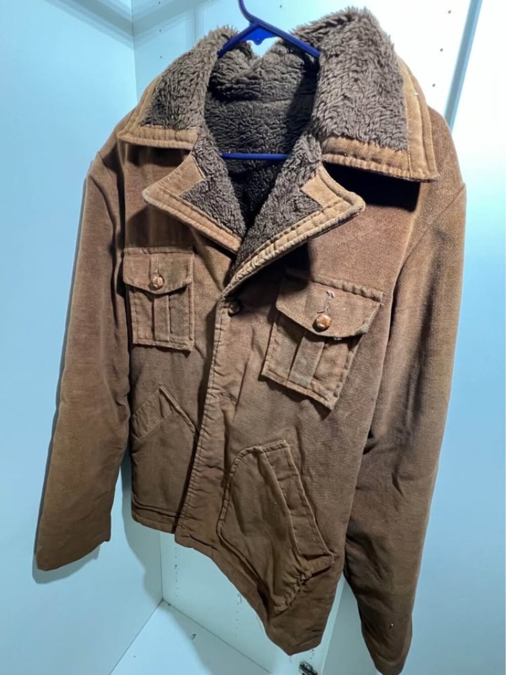 Vintage Brown Corduroy Sherpa-Lined Jacket – Warm & Retro Style